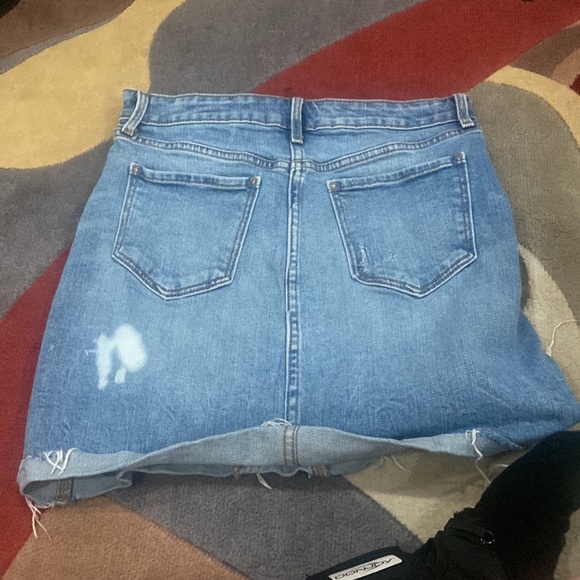 old navy skirt - Picture 2 of 2